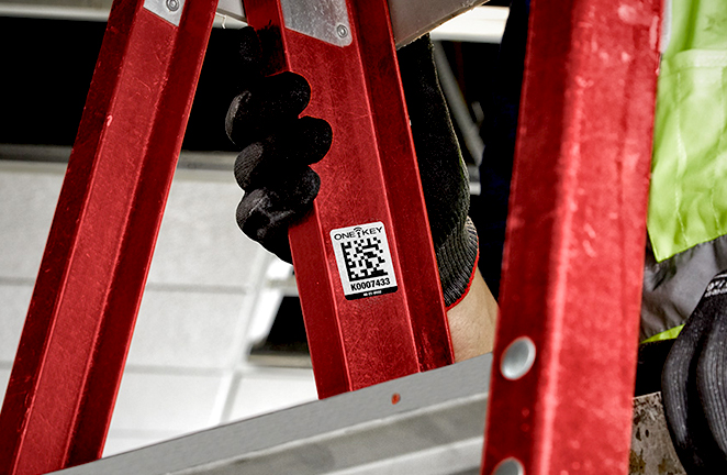 Asset tag for a construction ladder
